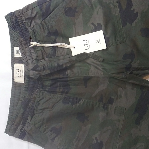 L.T.J. Letters to Juliet Green Camo High Waist Drawstring Cargo Joggers NWT - Picture 2 of 6